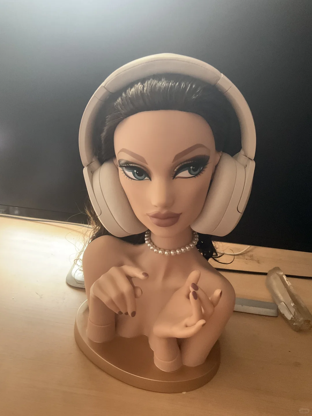 喜欢美容美发的可以买 笑死 一直在玩假装