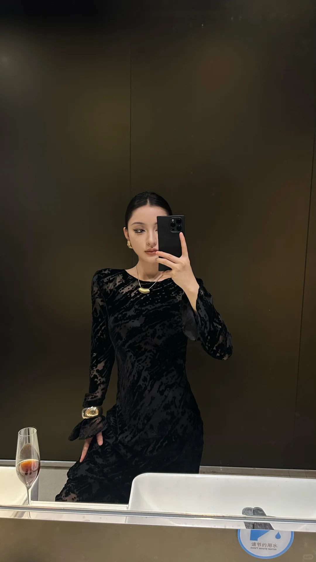 35 岁｜漂亮一天是一天