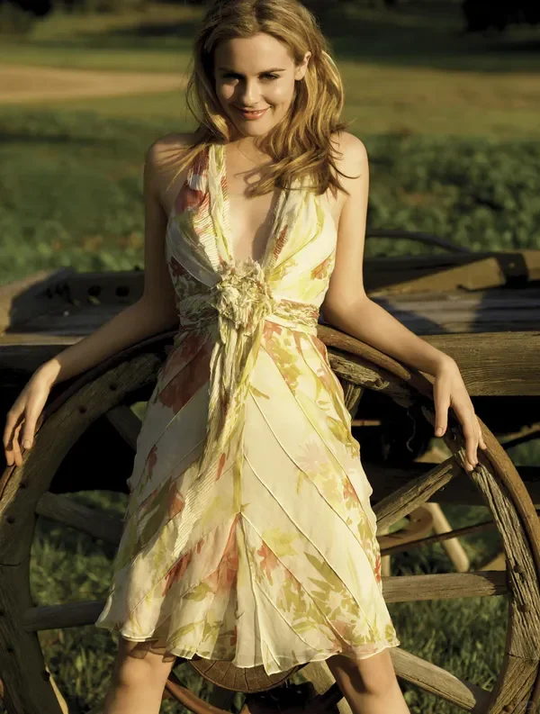 艾丽西亚·西尔维斯通｜她为何选择“消失”？