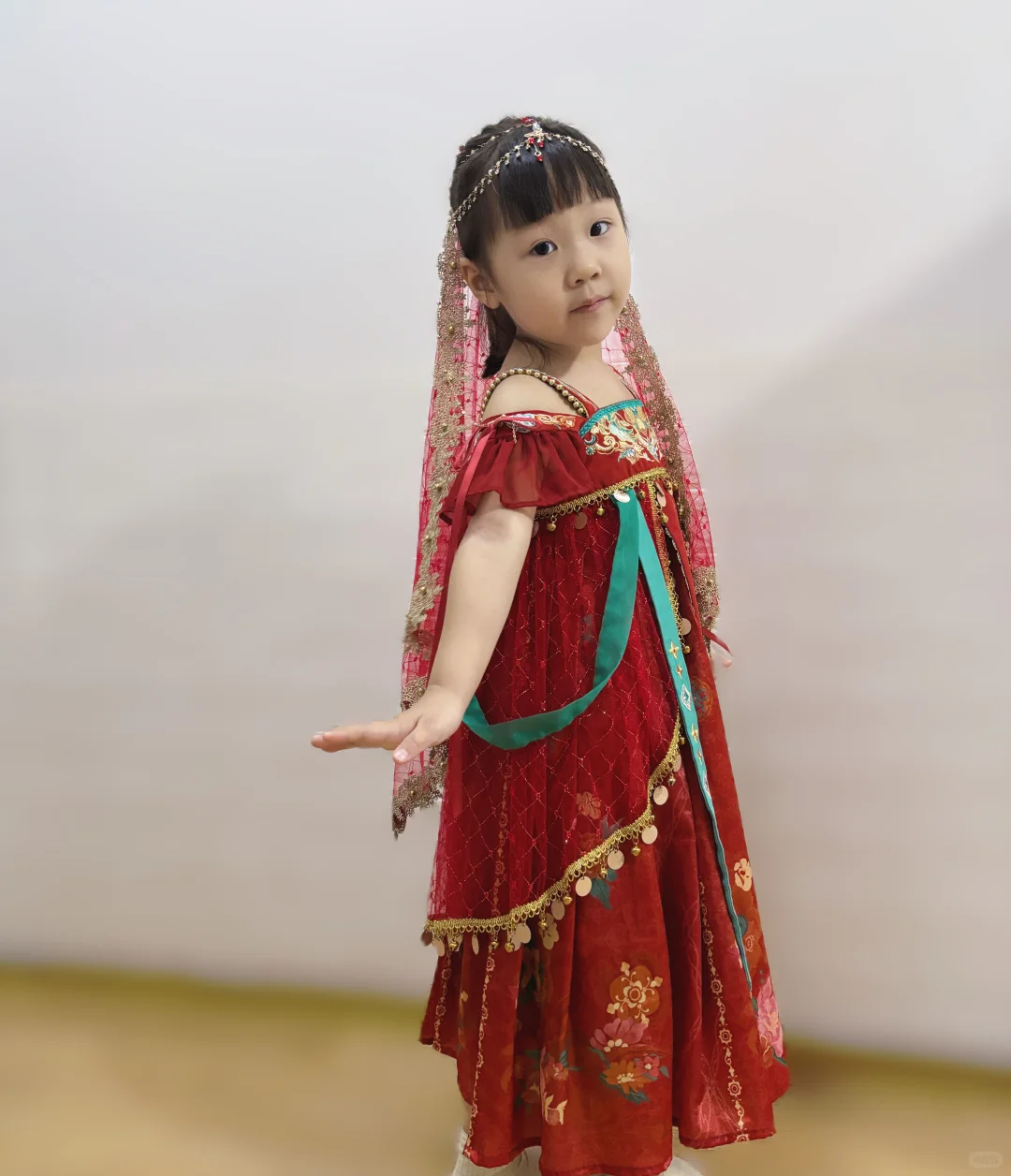 女孩子真的逃不过各种公主裙