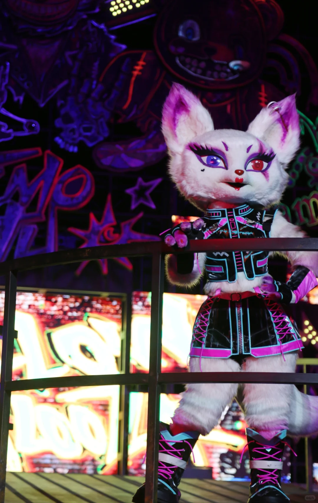 妩媚多姿妖娆魅力四射的诡魅狐带你跳起来~