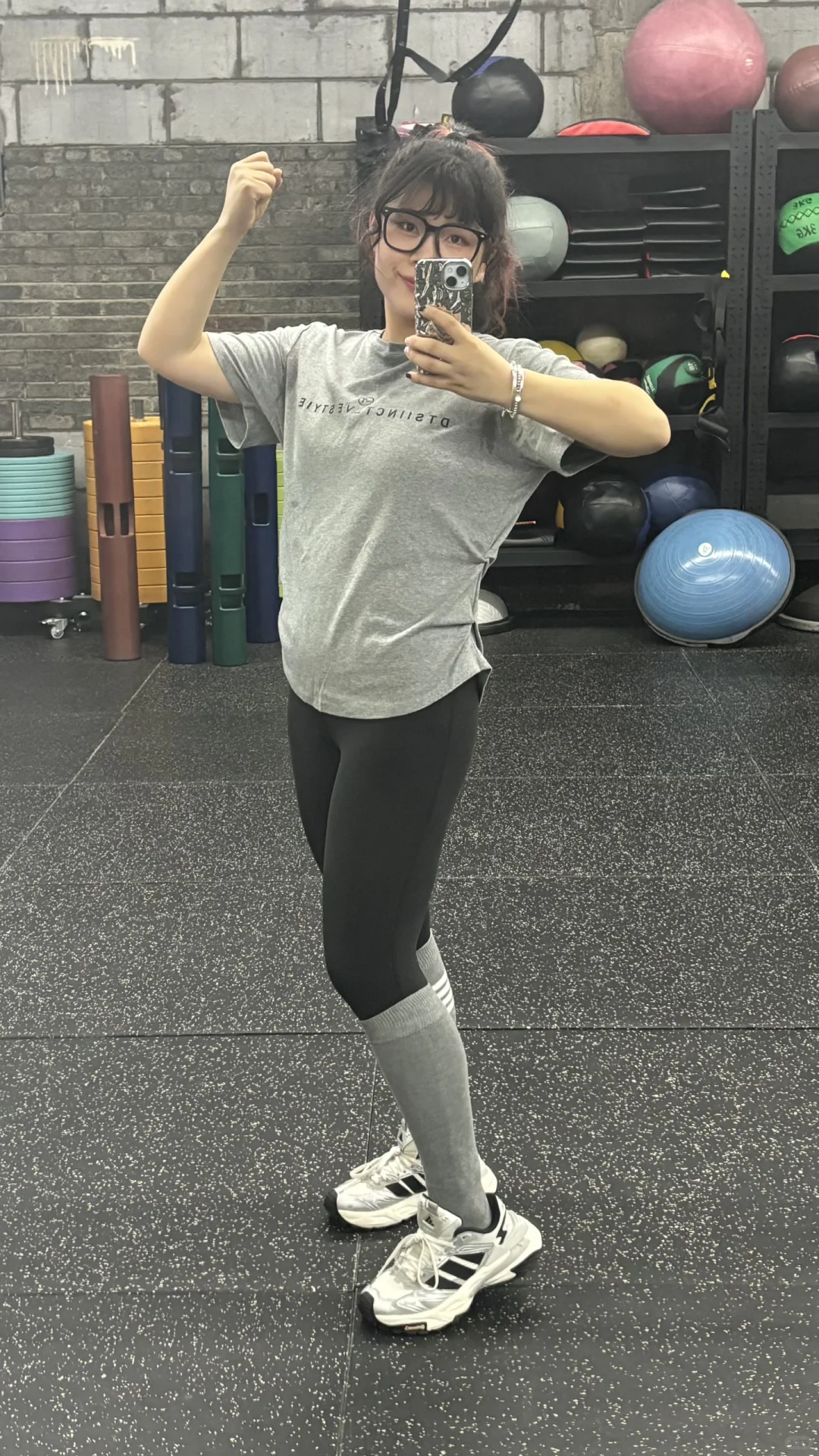 大胆去试试瑜伽裤！