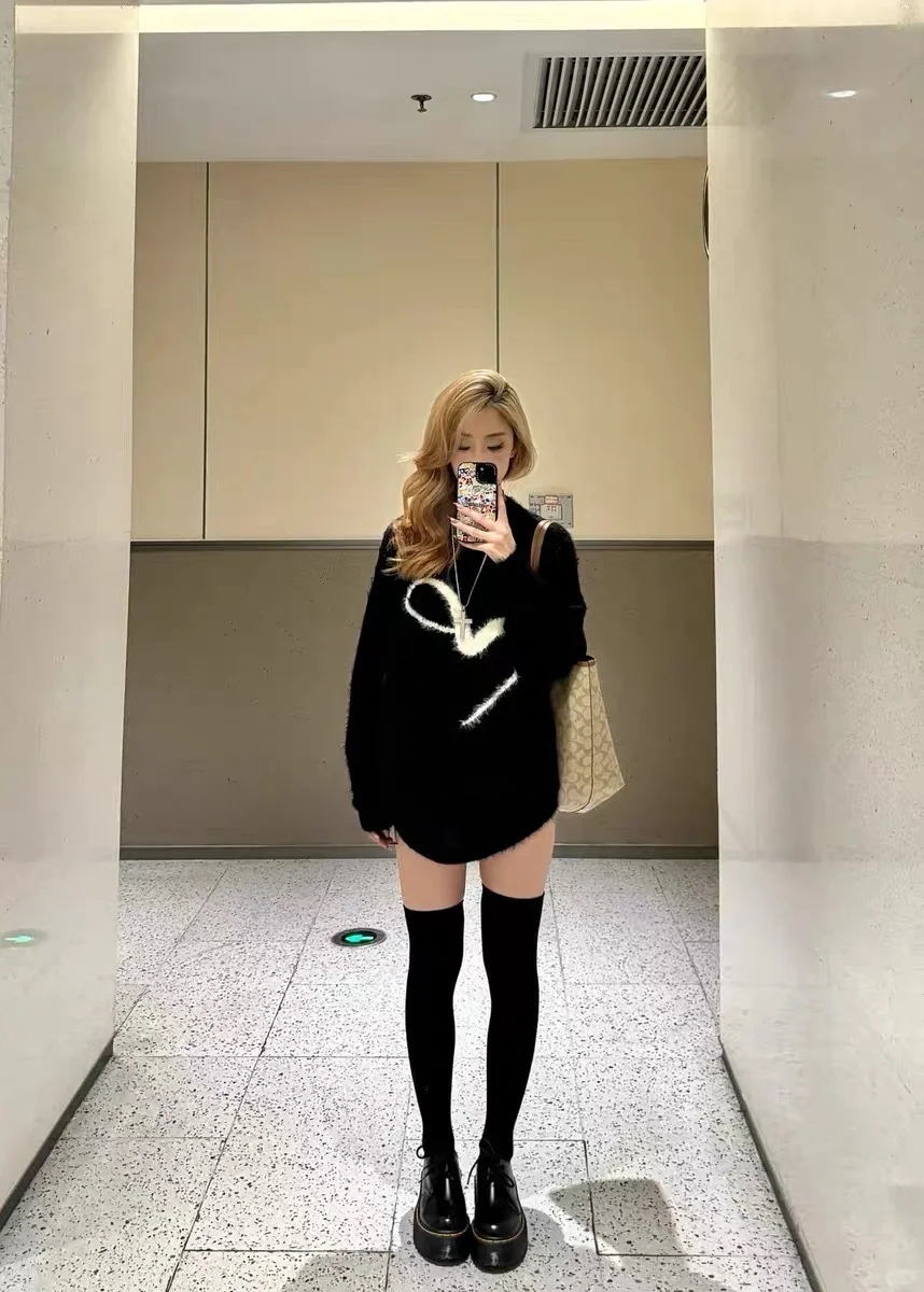 衣服基础，腿就不基础😎