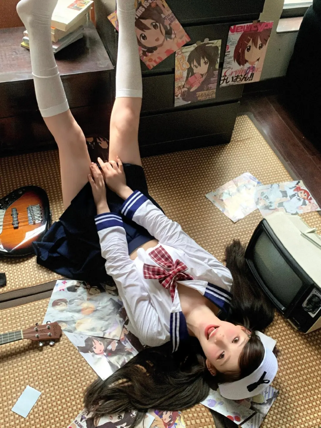 女仆与 JK 的复古宅家二次元心动瞬间合集