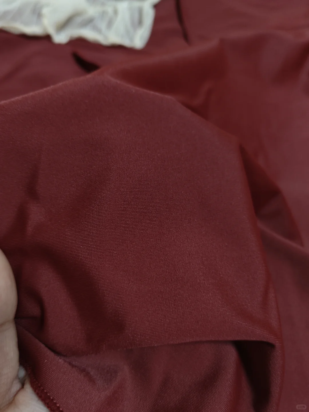 超绝貌美遮肉泳衣！