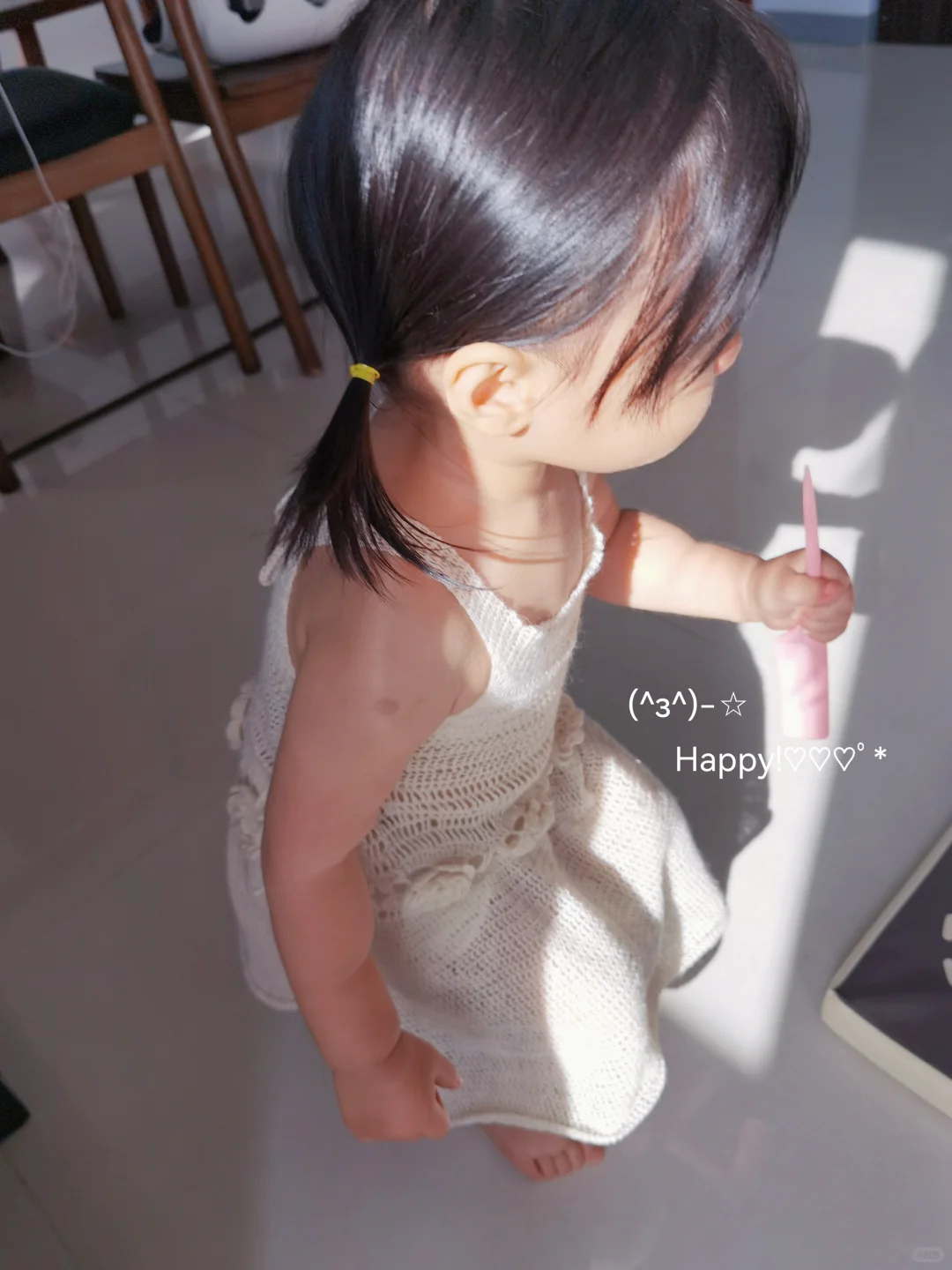 为女儿钩织的两岁生日裙