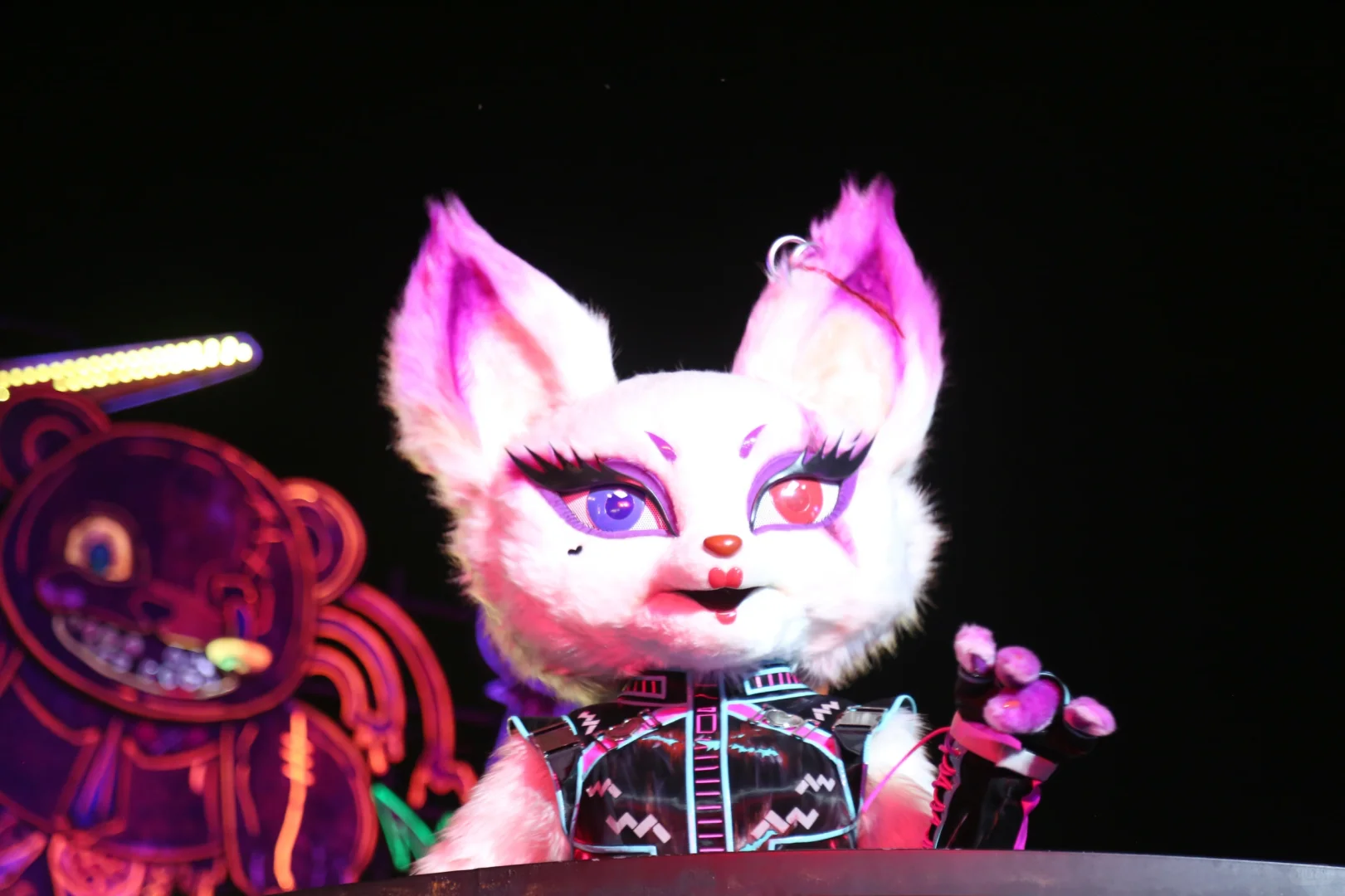 妩媚多姿妖娆魅力四射的诡魅狐带你跳起来~