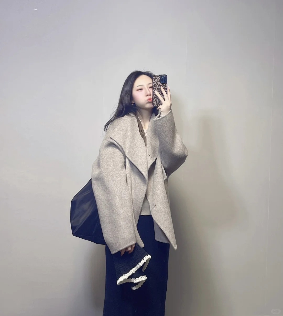 简单气质通勤 轻松拿捏气质女人味～