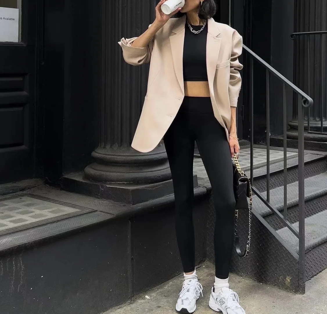 今日穿搭记录，瑜伽裤