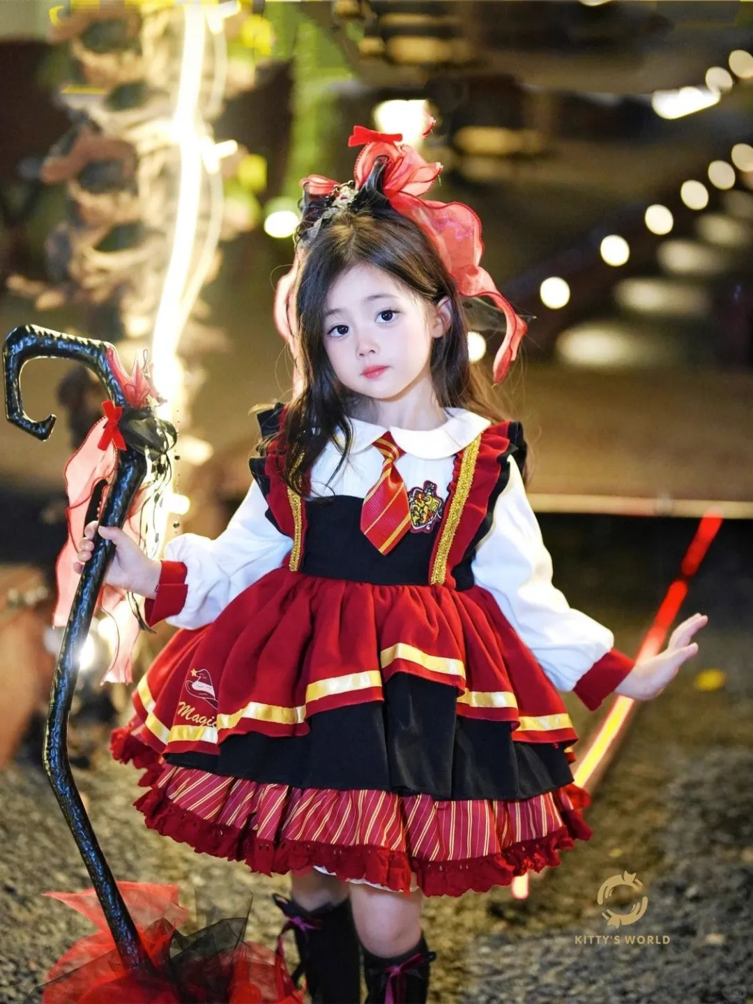 美国小朋友万圣节的服装筹备