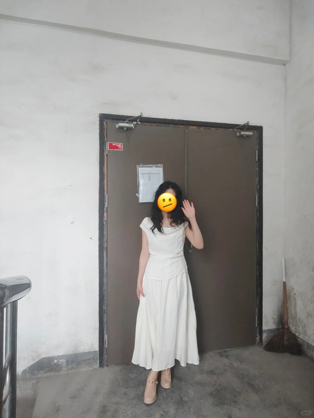 参加朋友婚礼穿什么