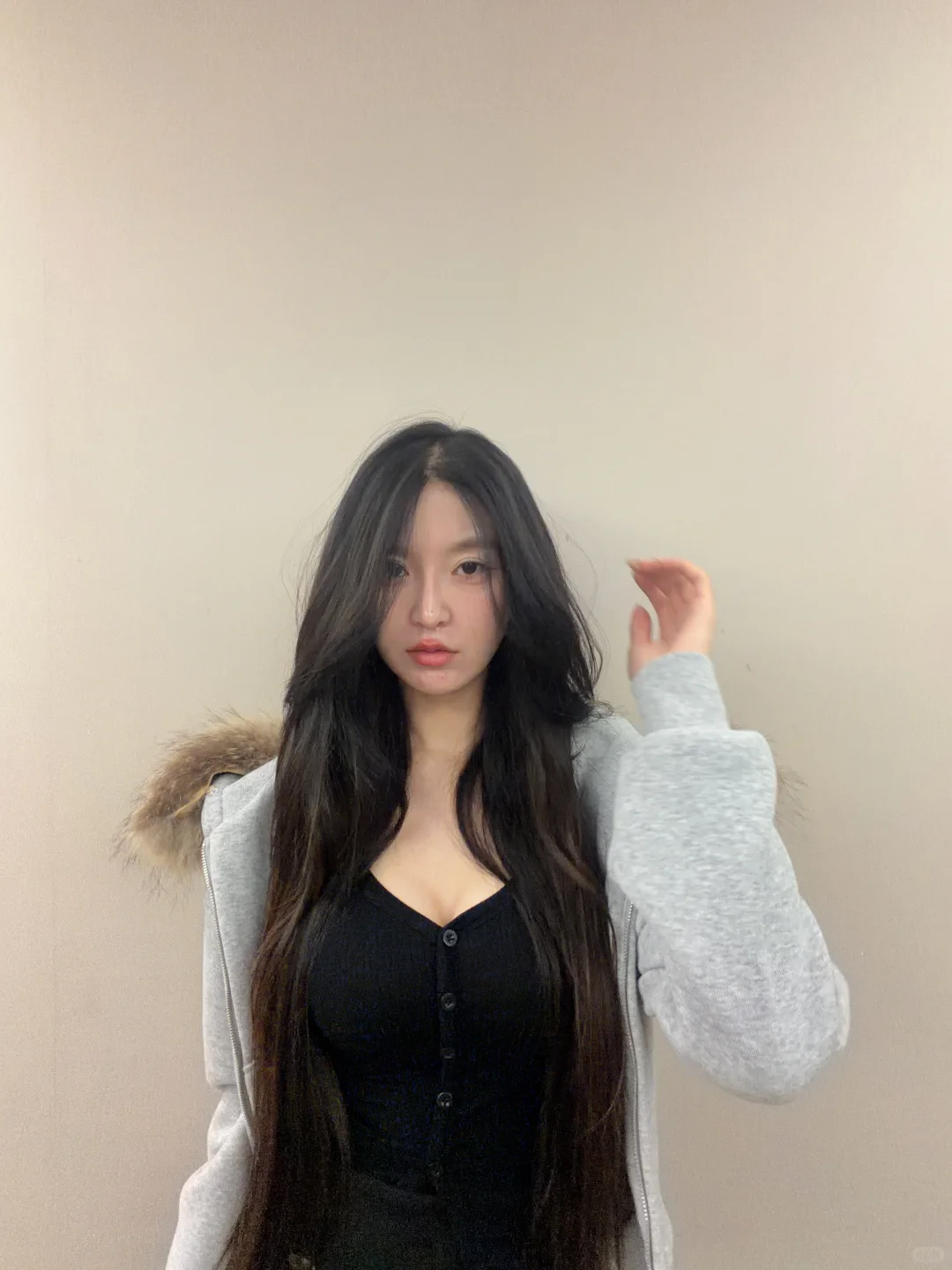 喜欢她的眼神和微笑～