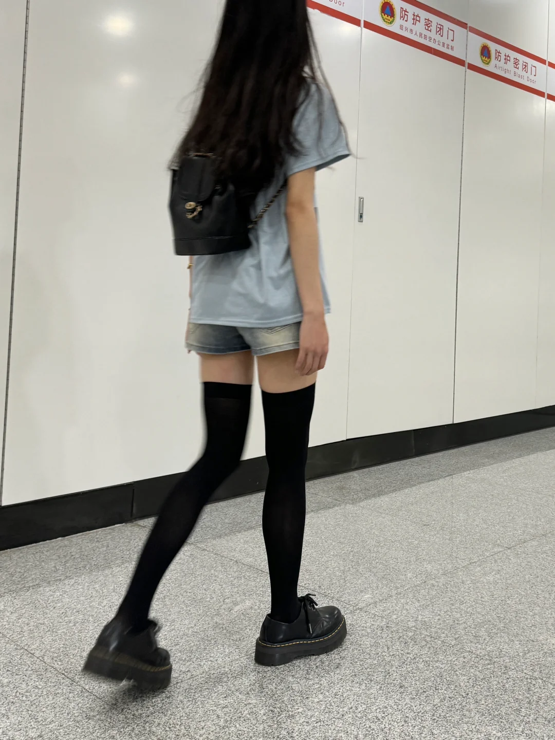 别问了！真穿了！！穿一次Woc了三天～