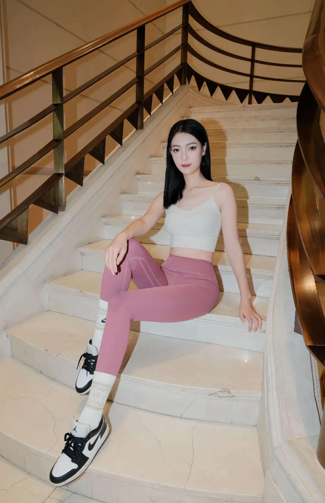 救命！穿上这条瑜伽裤腿长两米八！⚡️