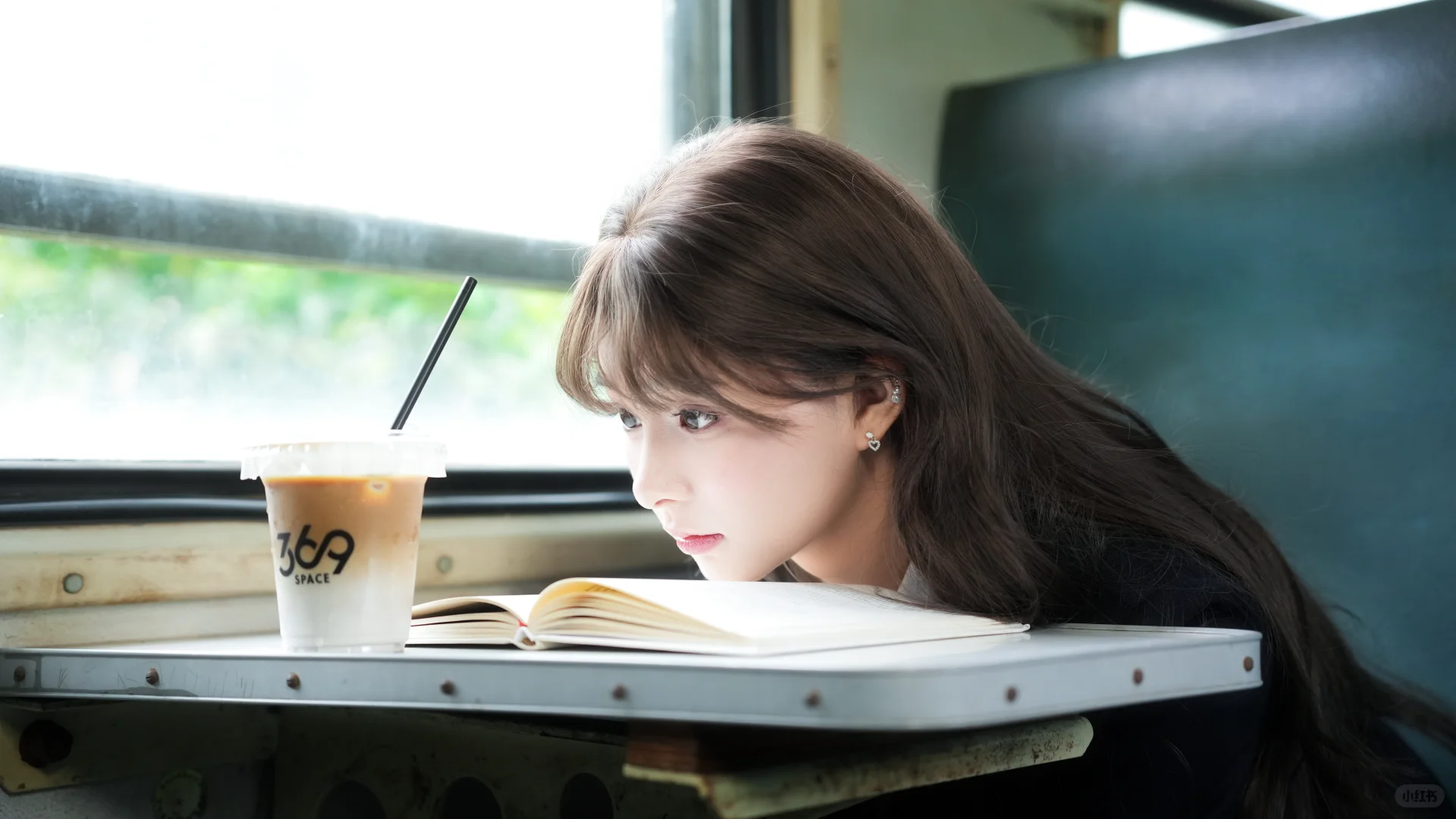 想你的雨夜车窗起雾