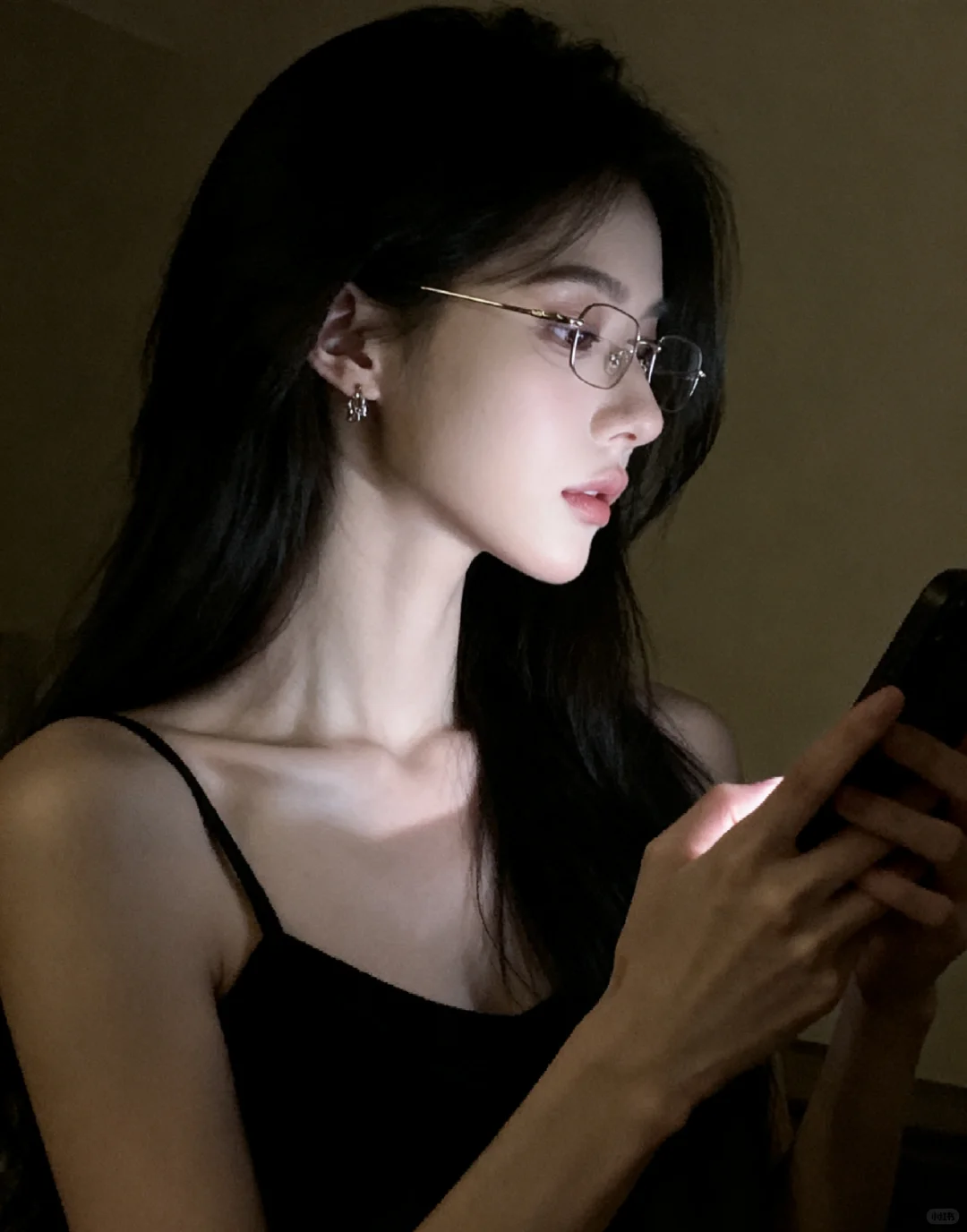 她的神颜让我相信了爱情……