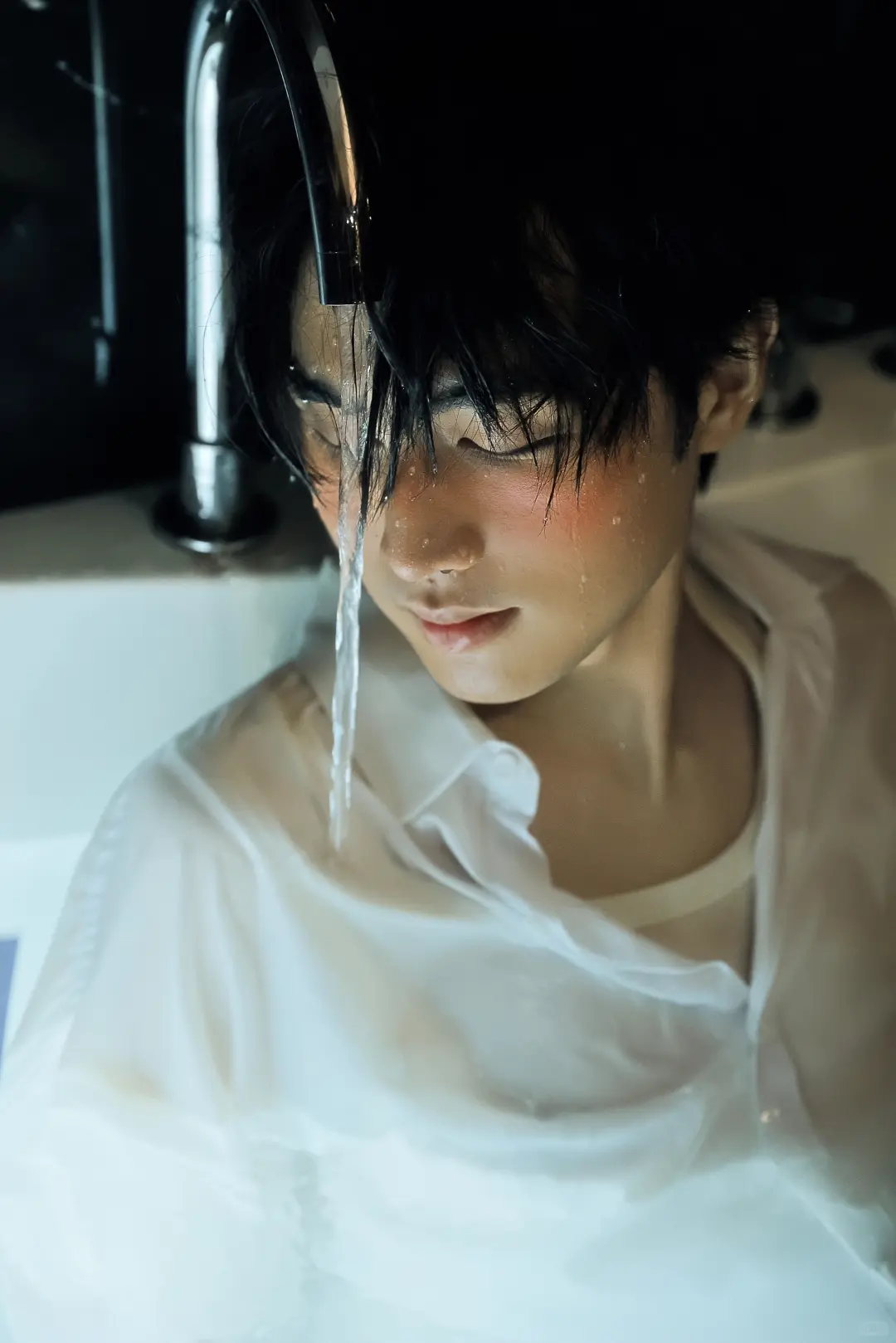 禁欲系男士浴缸写真🛁一整个被撩‼️