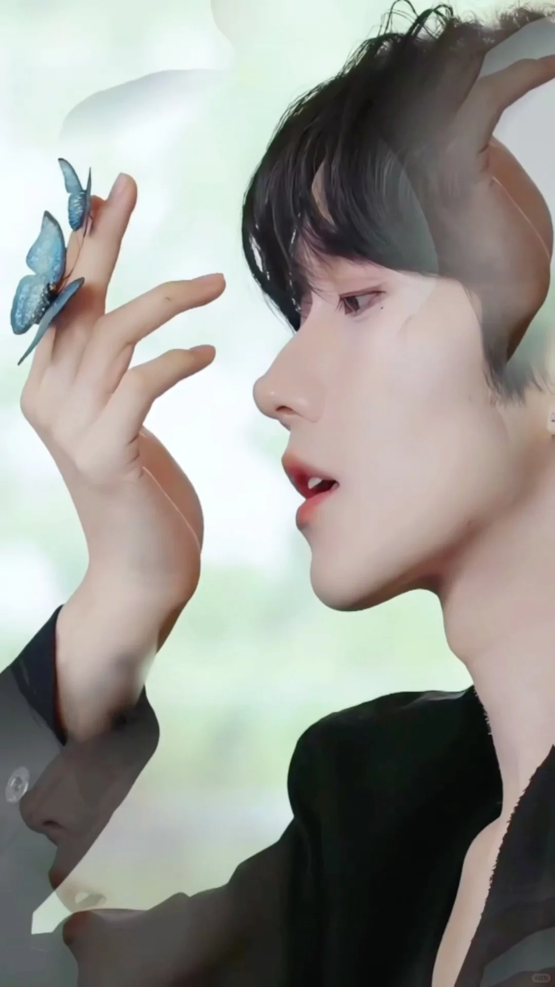 媚眼如丝人比花娇