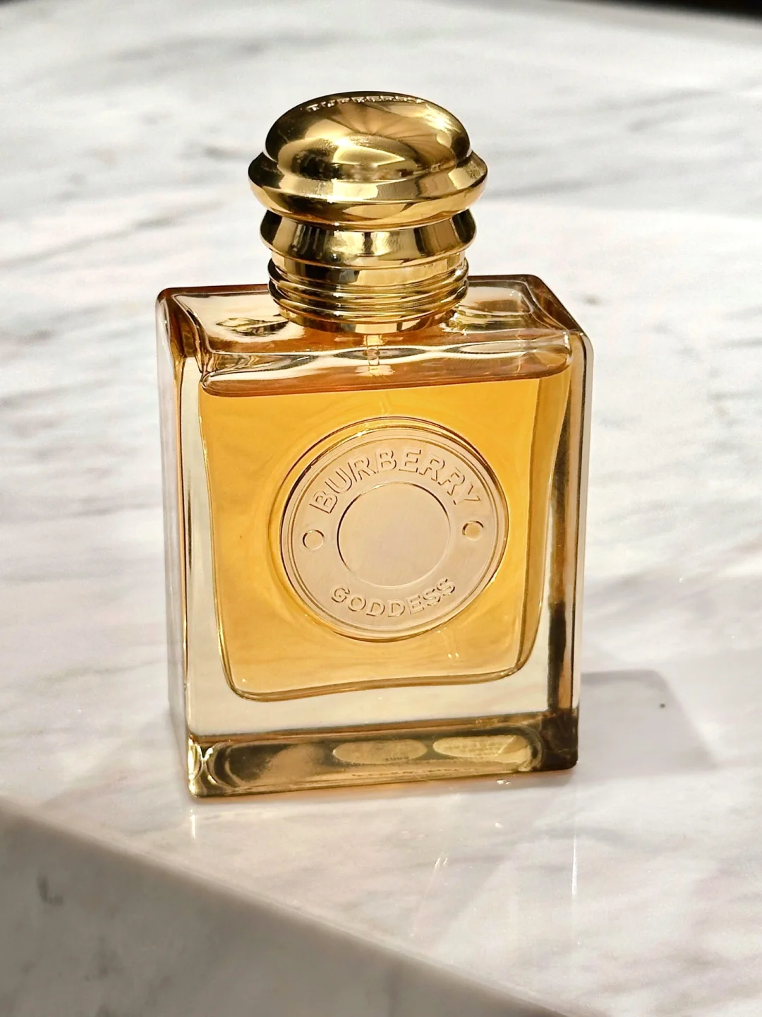 好闻到爆！这么高级的香味只有BURBERRY！