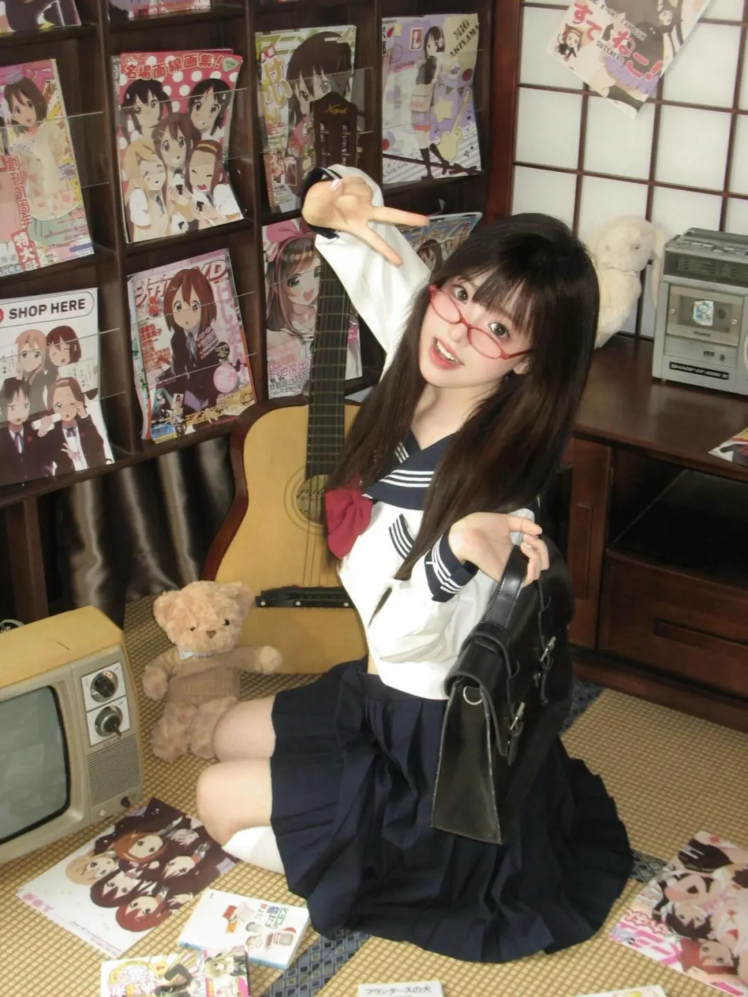 女仆与 JK 的复古宅家二次元心动瞬间合集