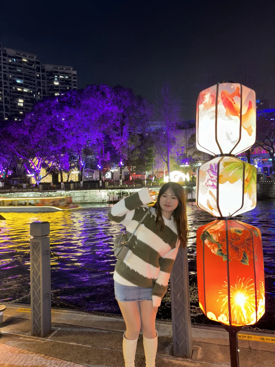 很可爱的一枚小姐姐