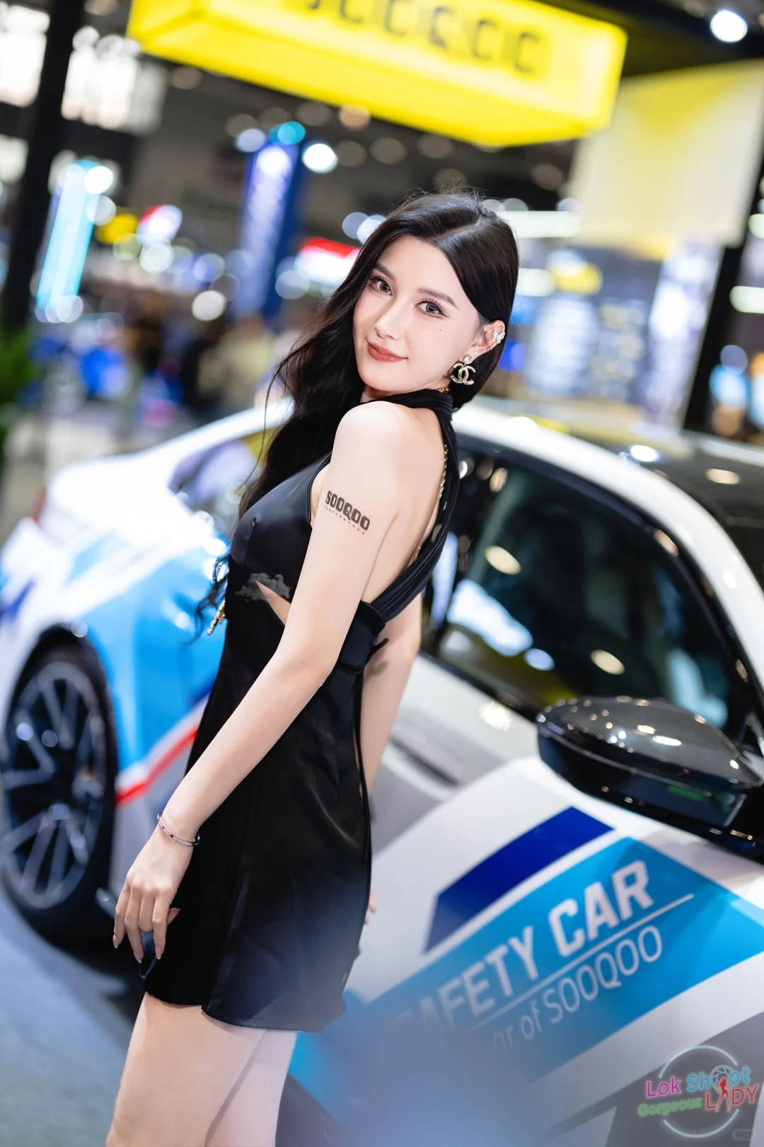 今日份壁纸/小露娜.