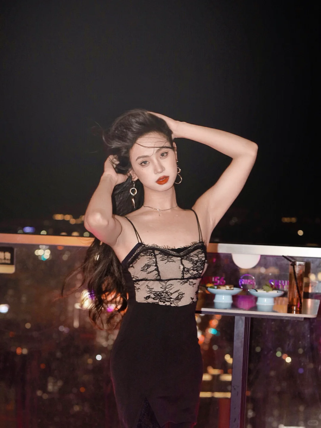 感觉上天赋予了她一万缕光✨