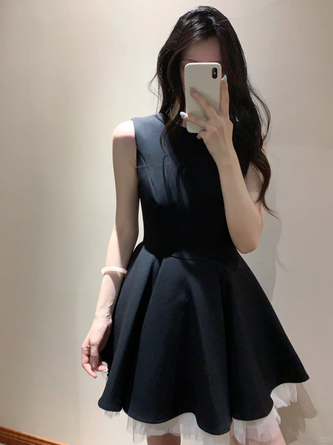 只有强者才配进入我的衣橱(美女感连衣裙