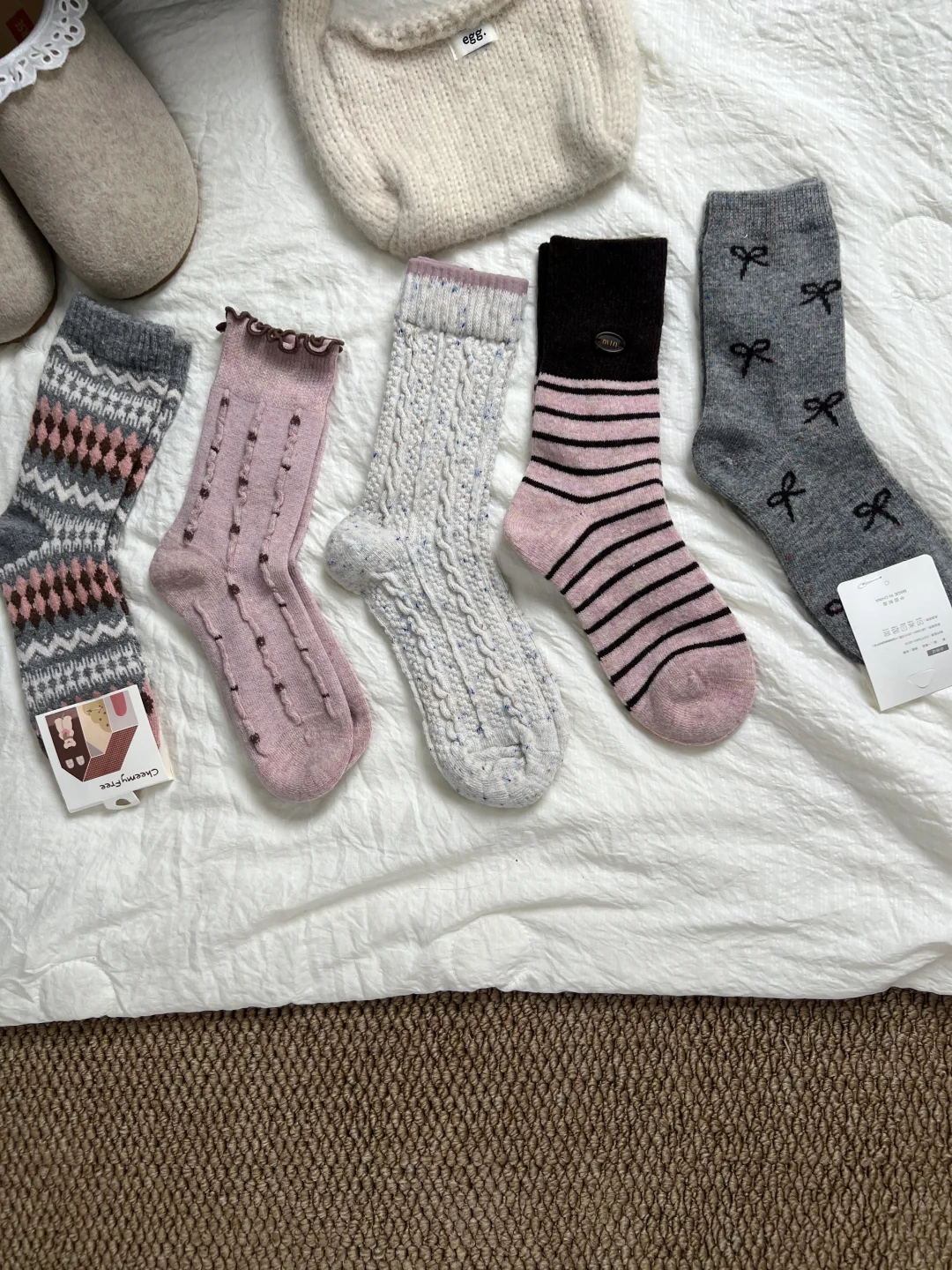 玫瑰可露丽袜子🧦真的好韩啊！好适合秋冬穿！