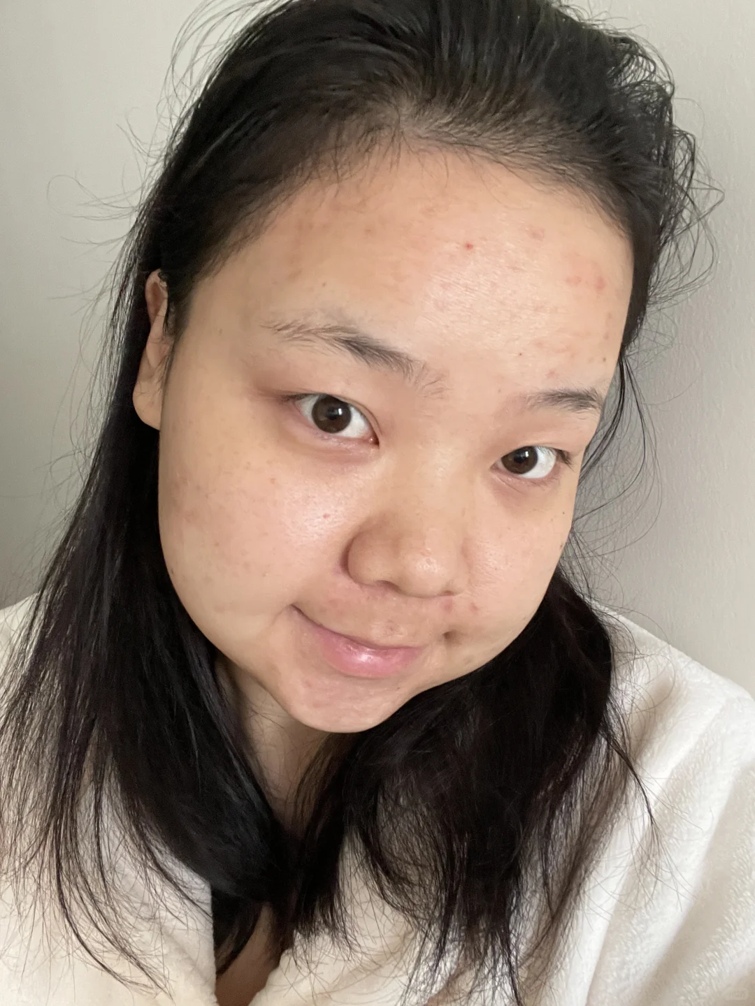 素颜长这样😭能算美女吗？能和帅哥恋爱吗？