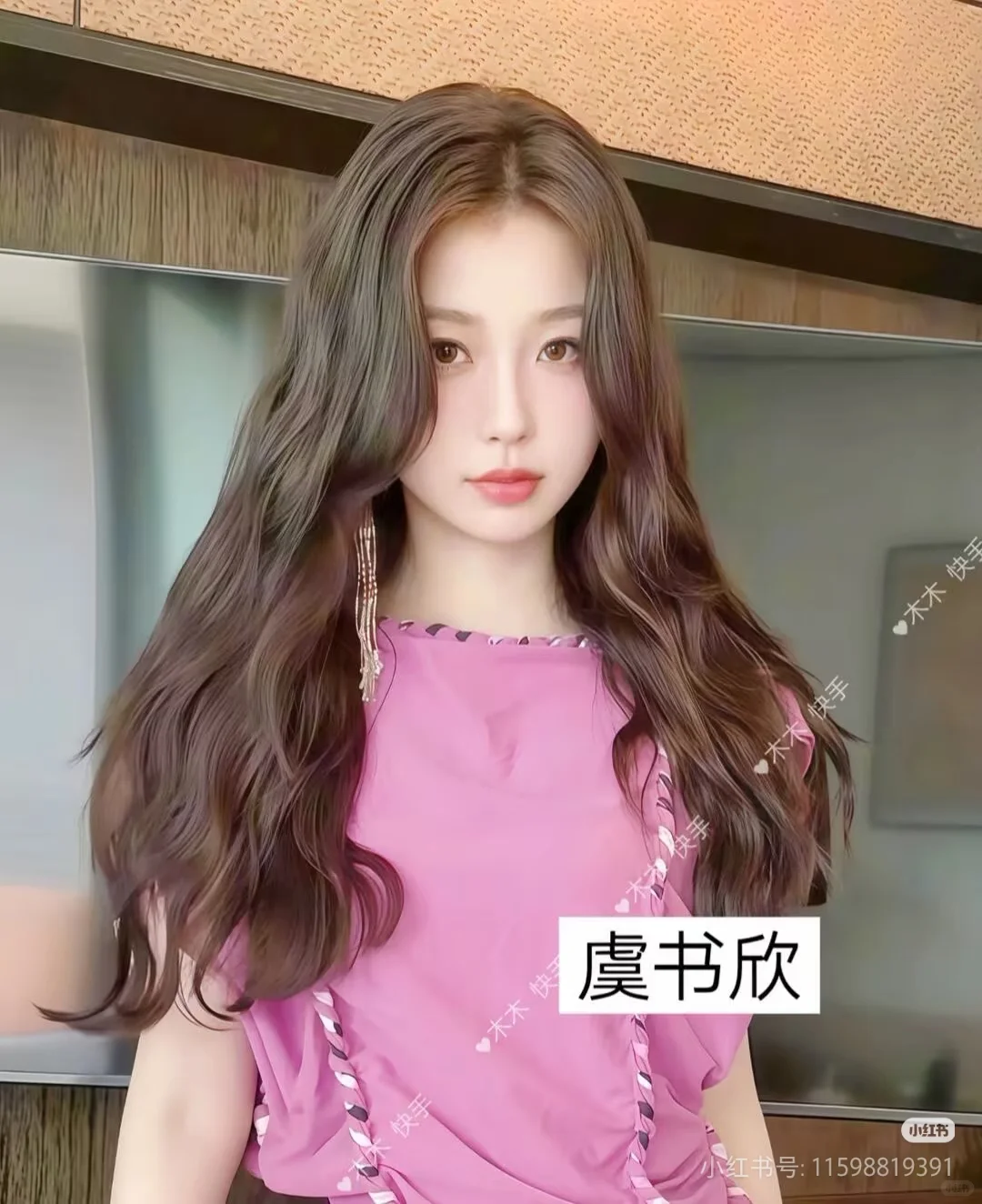 ✨女明星穿搭灵感：甜美与优雅的碰撞💖