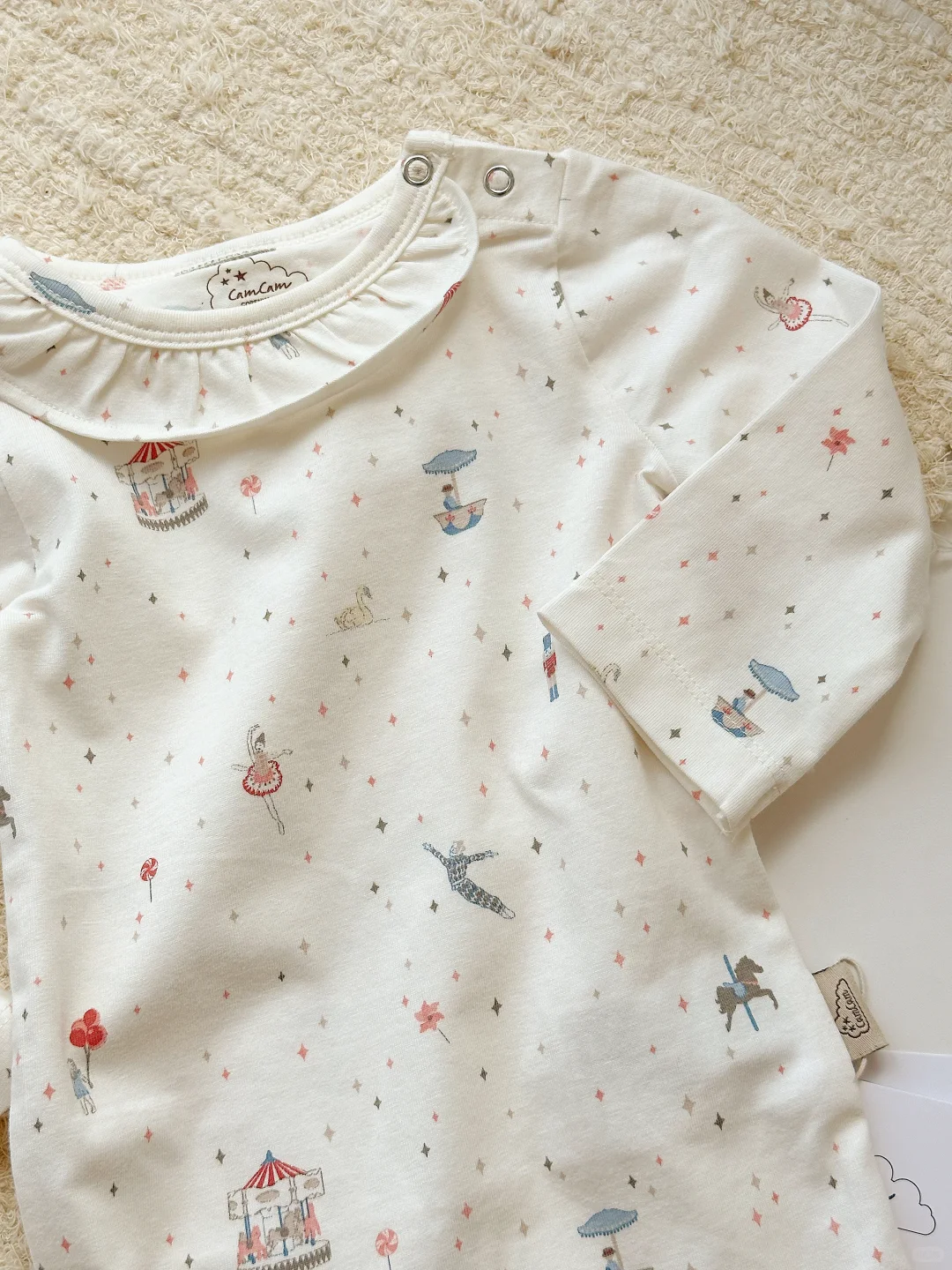 被问爆的camcam包屁衣！北欧萌娃感焊在身上