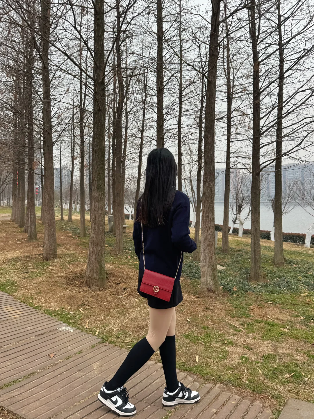 冬季日常就是个光腿神器套个小腿袜吧？