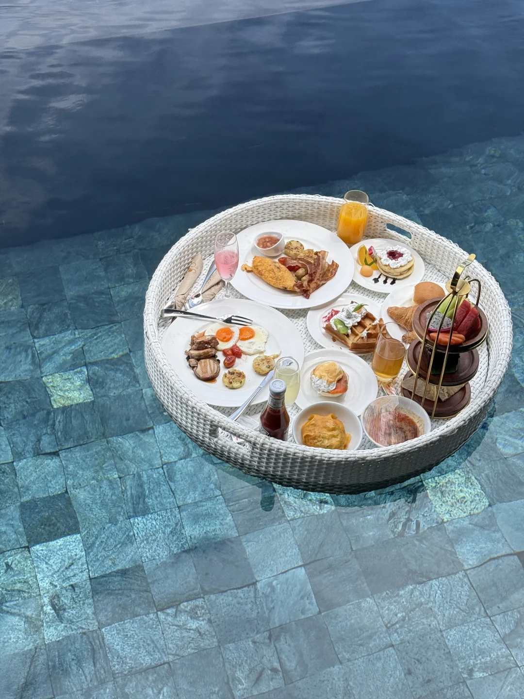 140｜80 小个子普吉岛海边泳池比基尼穿搭