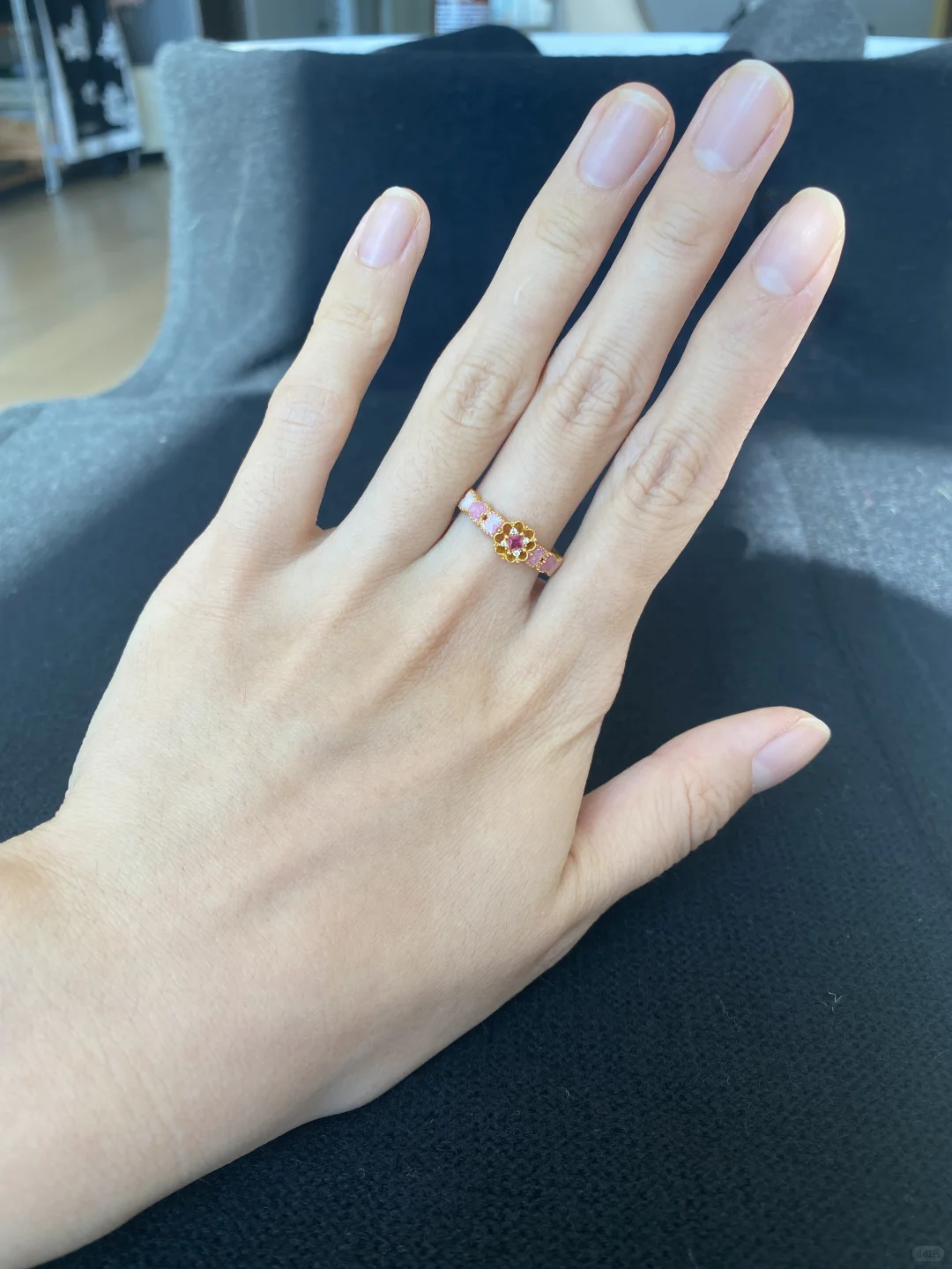 偶尔也想做个温柔妩媚的小女人