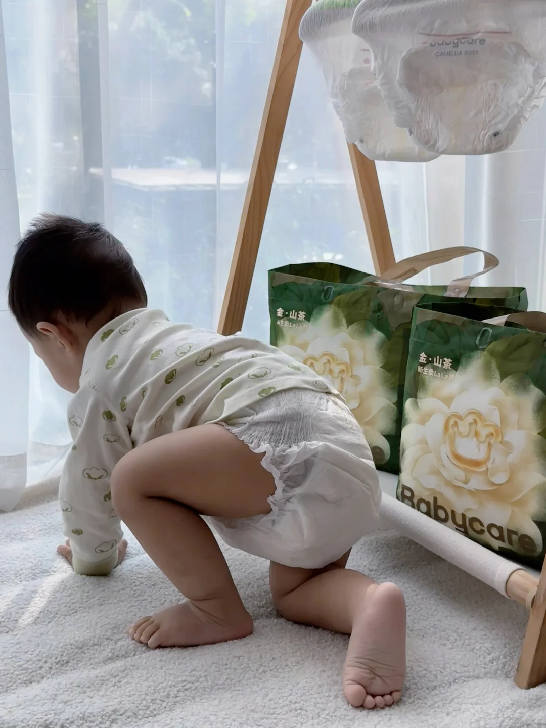 明星同款 | 跟着女神郭碧婷一起选纸尿裤～