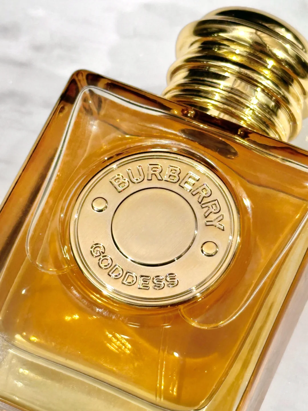 好闻到爆！这么高级的香味只有BURBERRY！