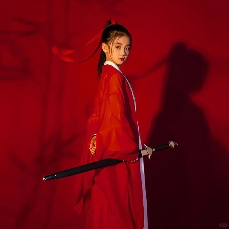 美国小朋友万圣节的服装筹备