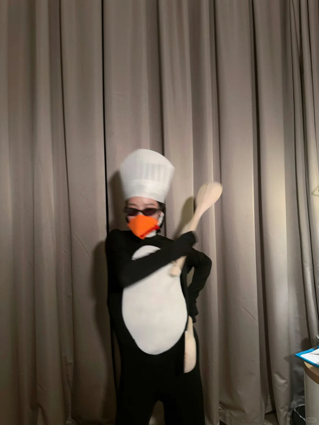 高雅人士起舞中…