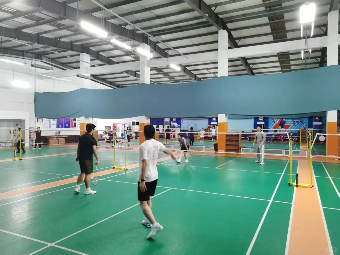 今日份打球的姿势也很妖娆（不标准