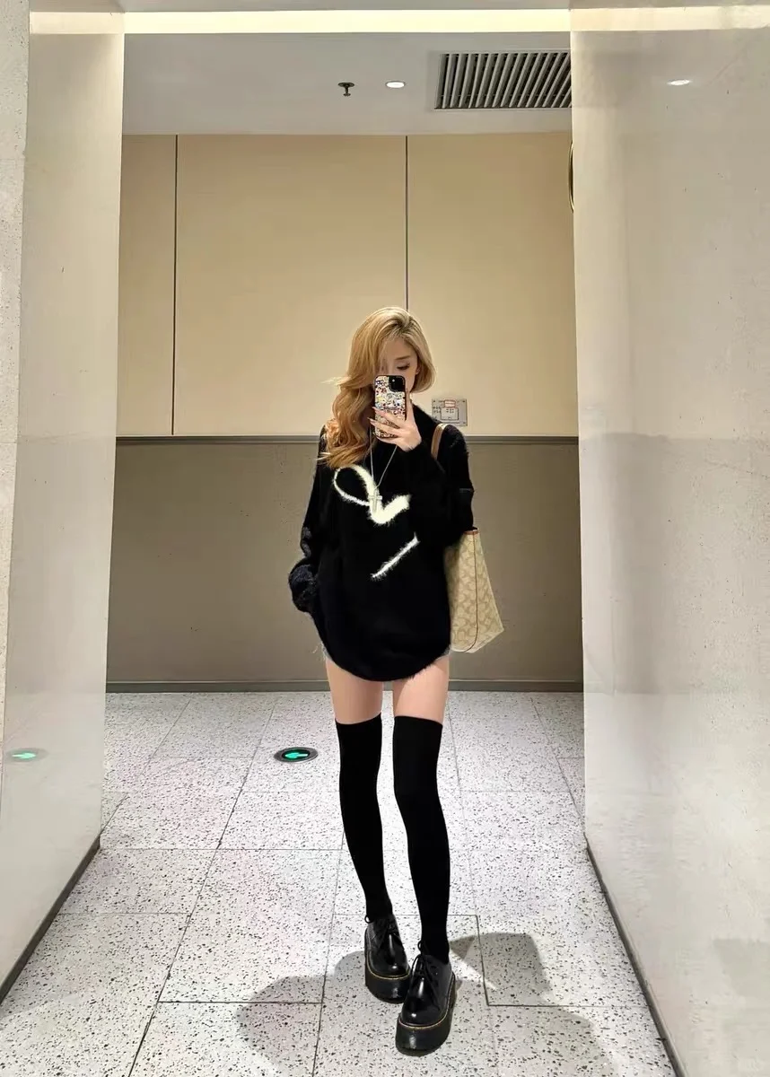 衣服基础，腿就不基础😎