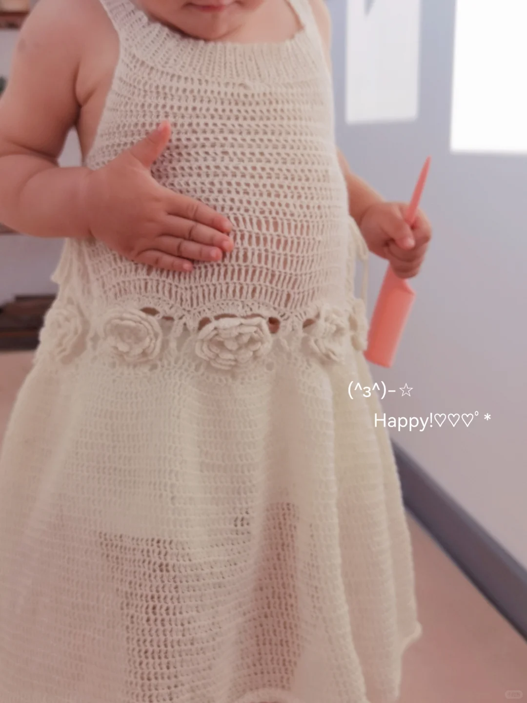 为女儿钩织的两岁生日裙