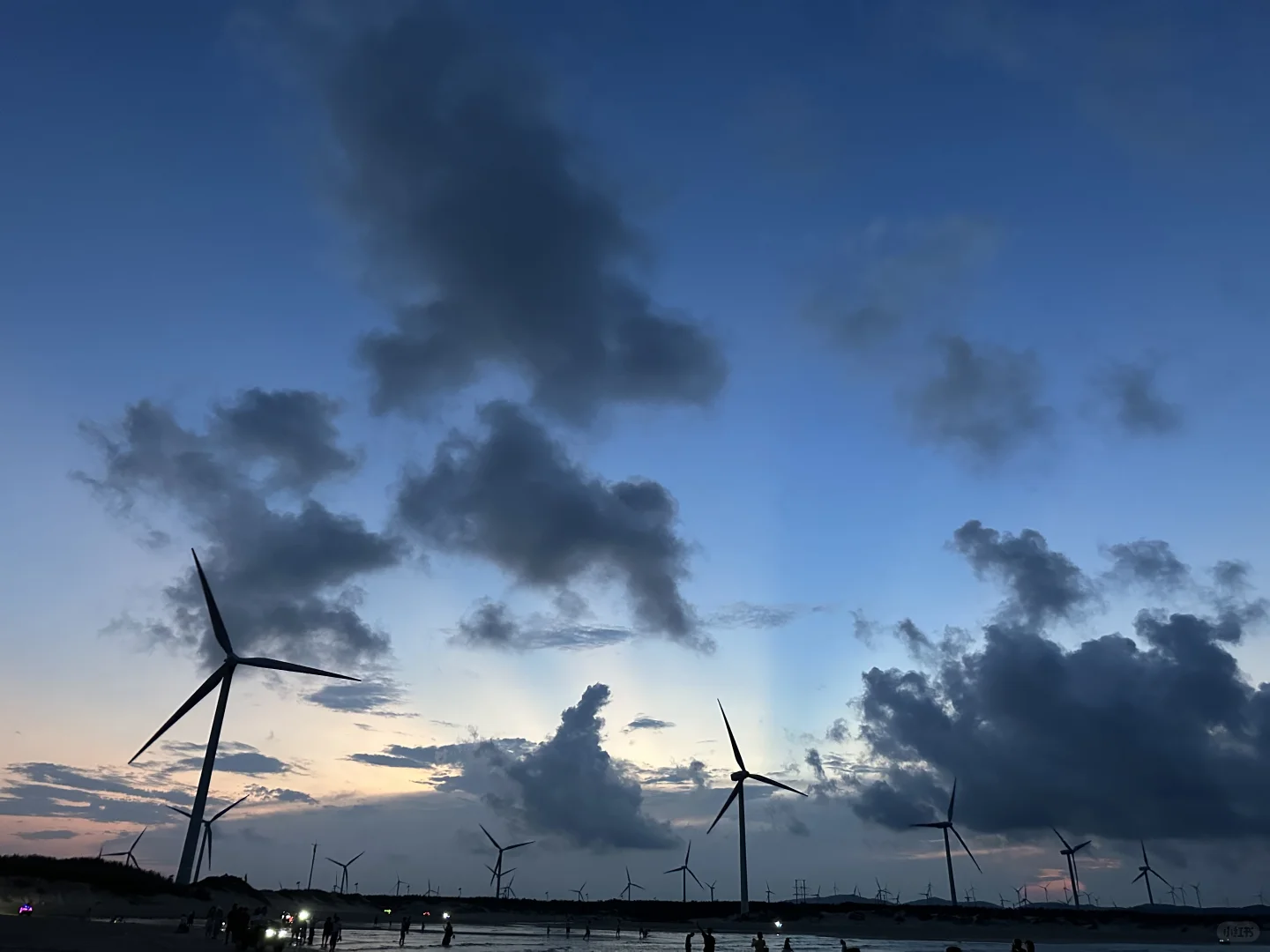 第一次穿比基尼还是有点不好意思