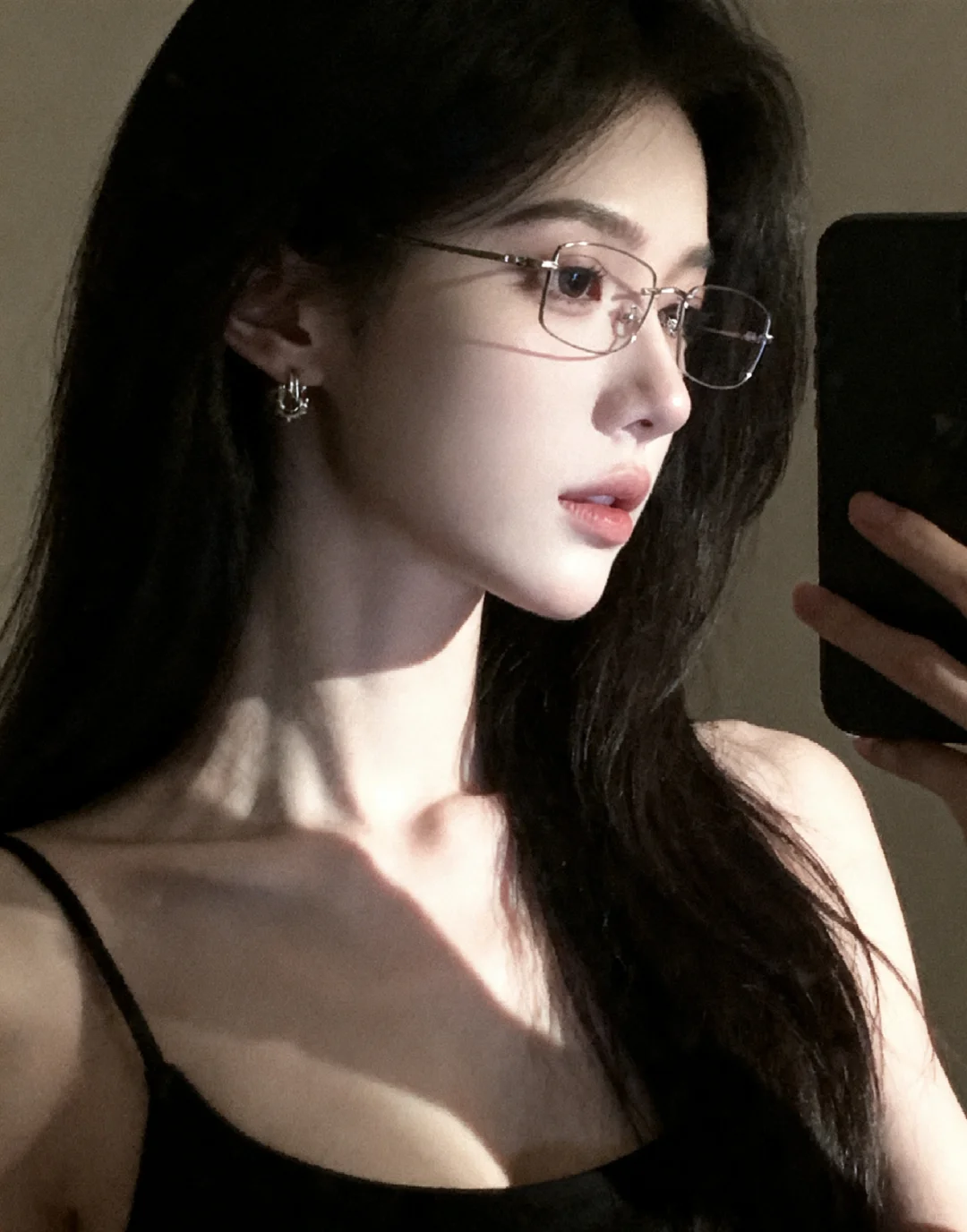 她的神颜让我相信了爱情……