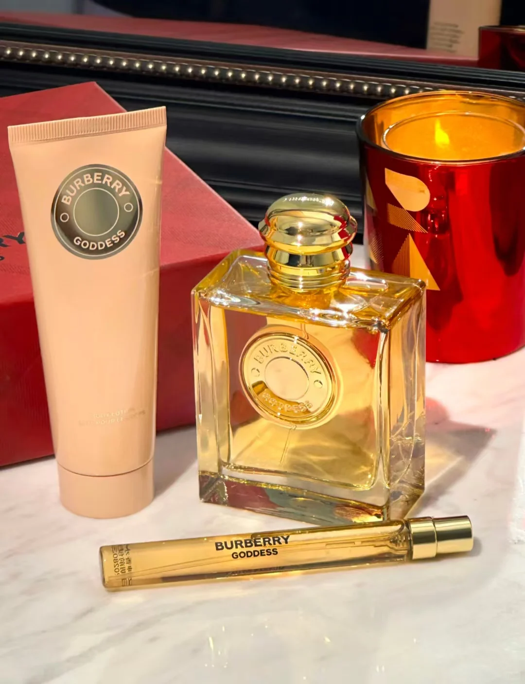 新年的开运千金感是Burberry女神香给的
