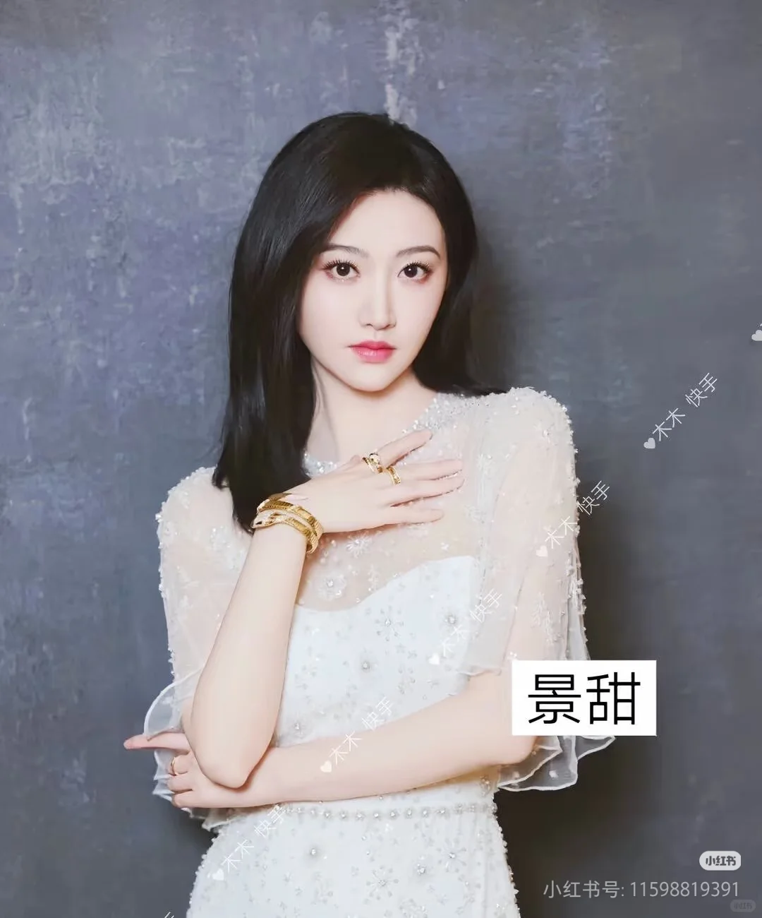 ✨女明星穿搭灵感：甜美与优雅的碰撞💖