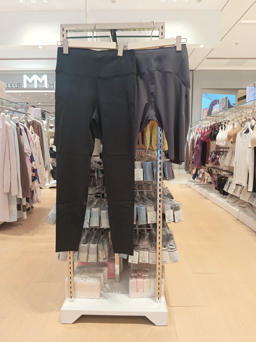 瑜伽裤5折扣漏款，