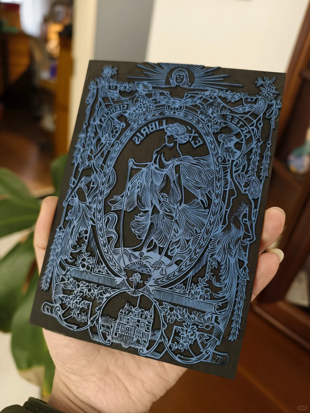 手刻女神藏书印