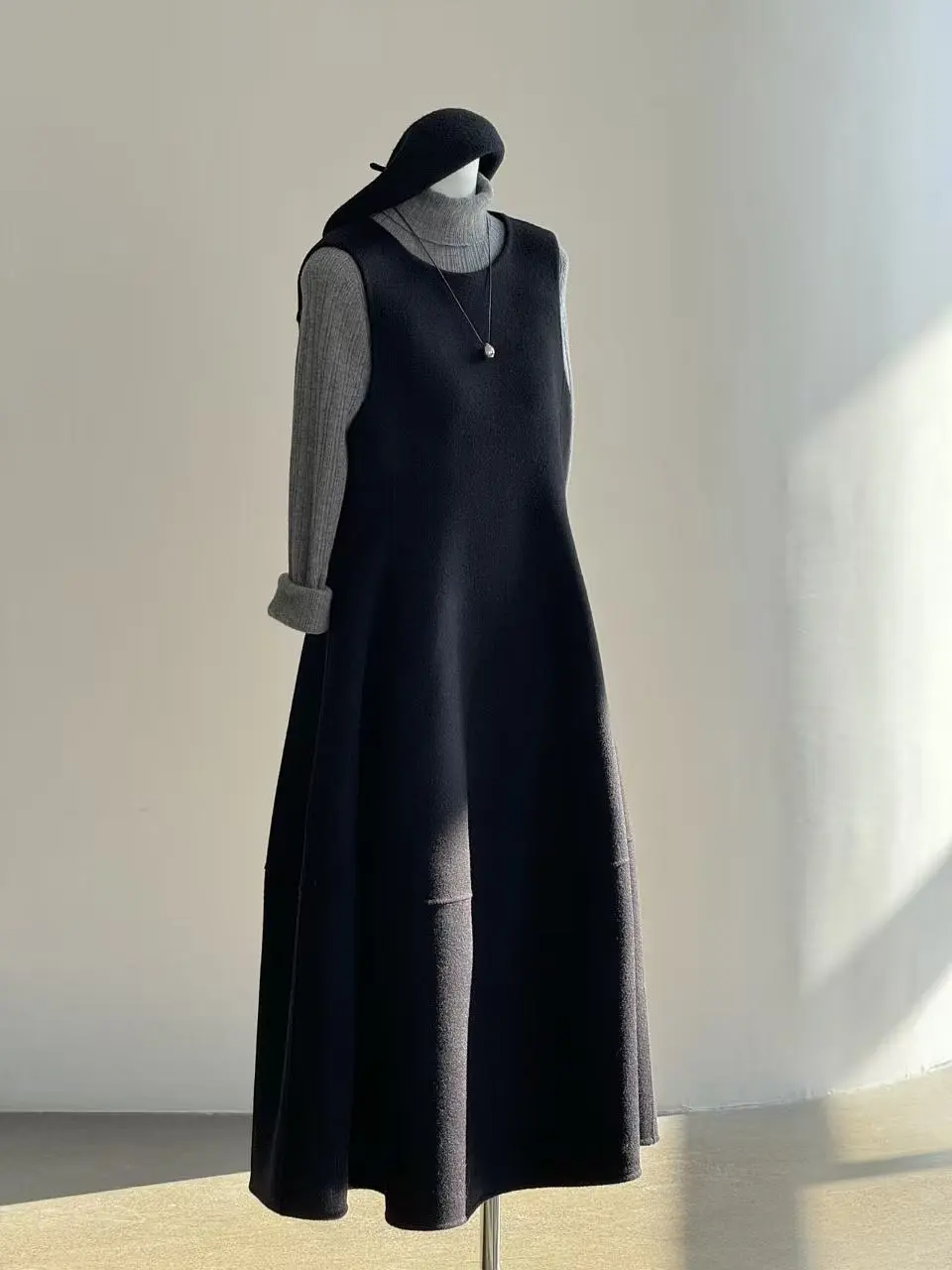 懒癌狂喜🖤收腰小黑裙冬天不用想搭配了