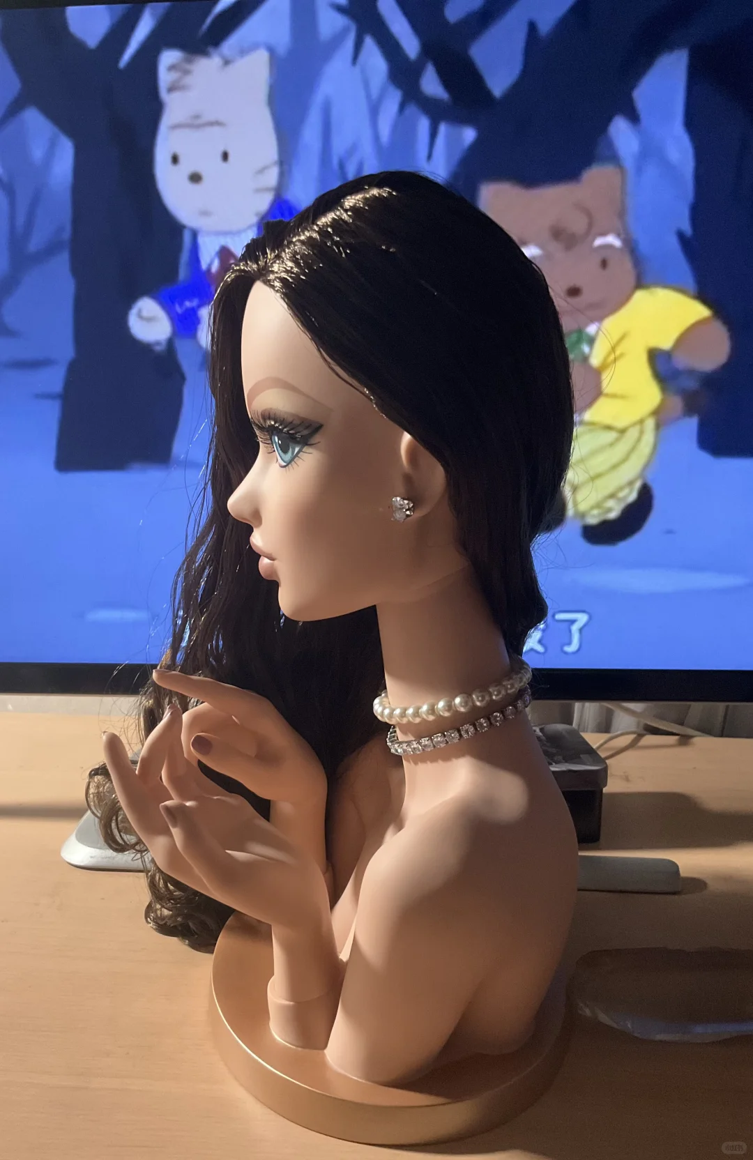 喜欢美容美发的可以买 笑死 一直在玩假装